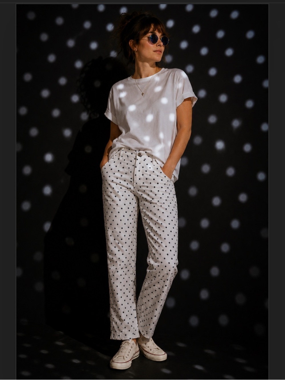 White Navy Polka Dot Pants Size 8 Slim Straight Leg Mid Rise Cotton